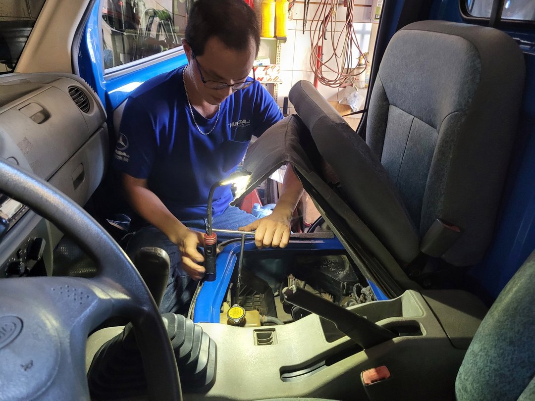 菱利小貨車成交囉～