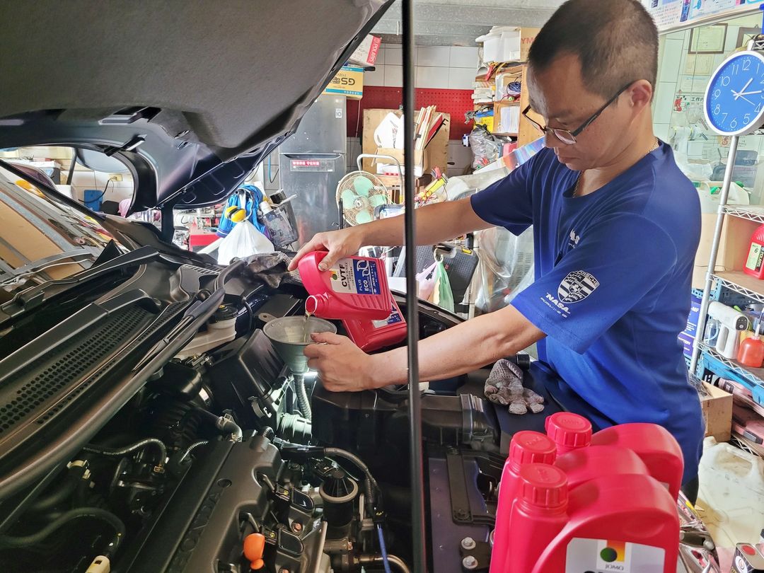 21′ HRV 拆洗變速箱油底殼
