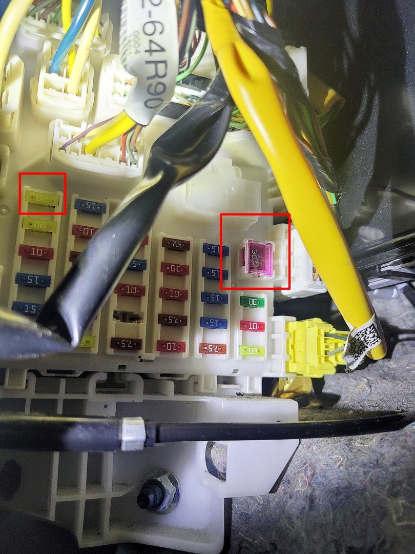 18′ SX4 駕駛座電動窗異常