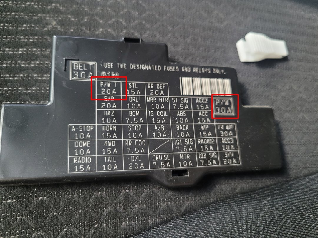 18′ SX4 駕駛座電動窗異常